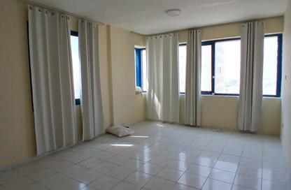 Apartment - 3 - 3 for rent in Al Majaz 3 - Al Majaz - Sharjah Apartment - 3 - 3 for rent in Al Majaz 3 - Al Majaz - Sharjah