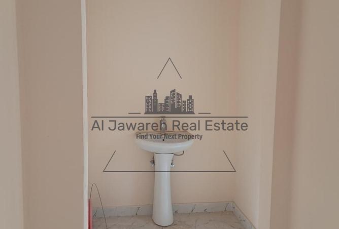 60145823 - Property Image 2