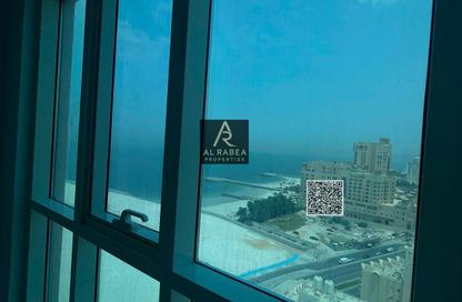 Apartment - 2 Bedrooms - 2 Bathrooms for rent in Corniche Tower - Ajman Corniche Road - Ajman