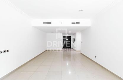 Apartment - 2 Bedrooms - 2 Bathrooms for rent in Manazil Al Raffa 03 - Al Raffa - Bur Dubai - Dubai