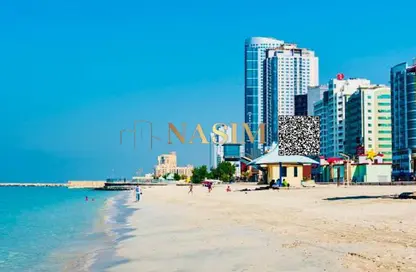 عمارة بالكامل - 8 غرف نوم - 8 حمامات للبيع في مساكن كورنيش عجمان - طريق كورنيش عجمان - عجمان