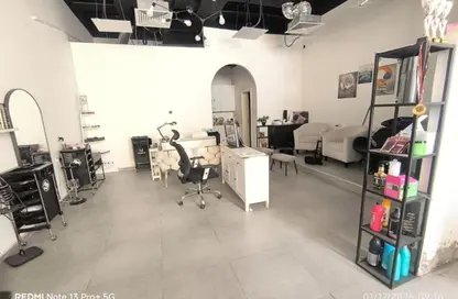 Shop - Studio - 1 Bathroom for rent in Rose Building - Al Jaddaf - Dubai