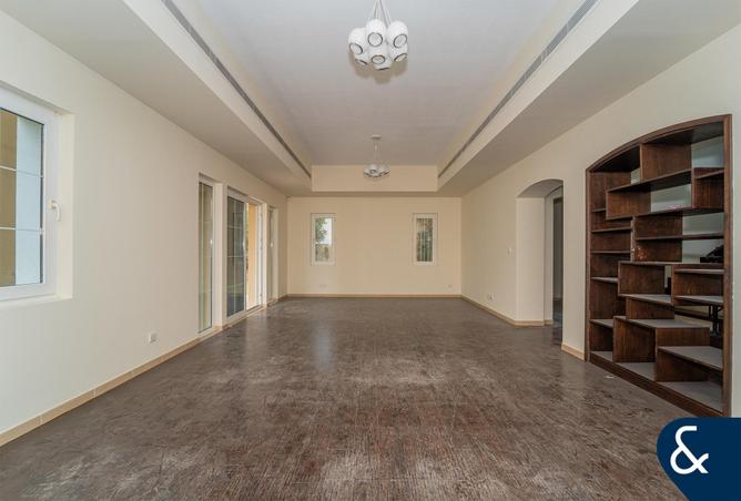 62432974 - Property Image 2