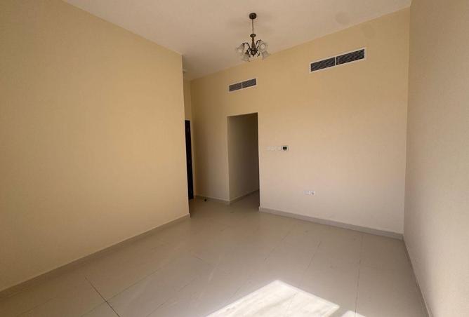 56940387 - Property Image 3