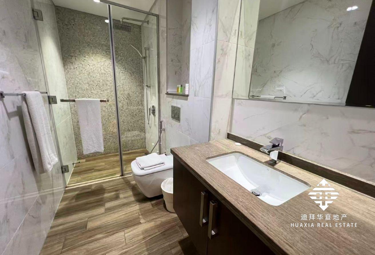 Fully Furnished Studio | Canal View | Vacant photo 6