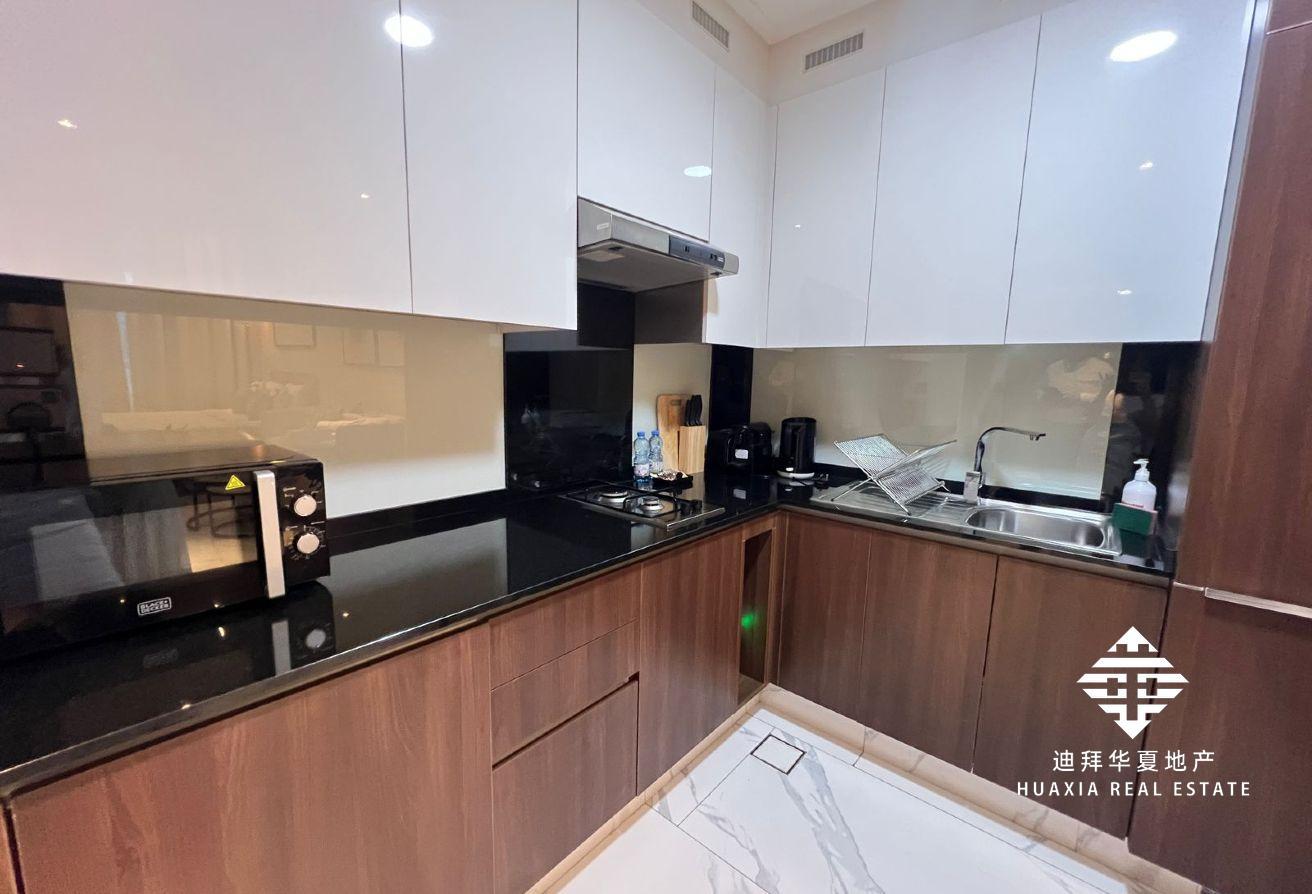 Fully Furnished Studio | Canal View | Vacant photo 2
