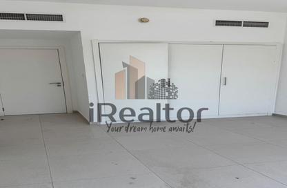 Apartment - 2 Bedrooms - 3 Bathrooms for rent in Al Khaleej Village - Al Ghadeer - Abu Dhabi Apartment - 2 Bedrooms - 3 Bathrooms for rent in Al Khaleej Village - Al Ghadeer - Abu Dhabi