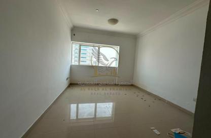 Apartment - 2 Bedrooms - 2 Bathrooms for rent in New Al Taawun Road - Al Taawun - Sharjah