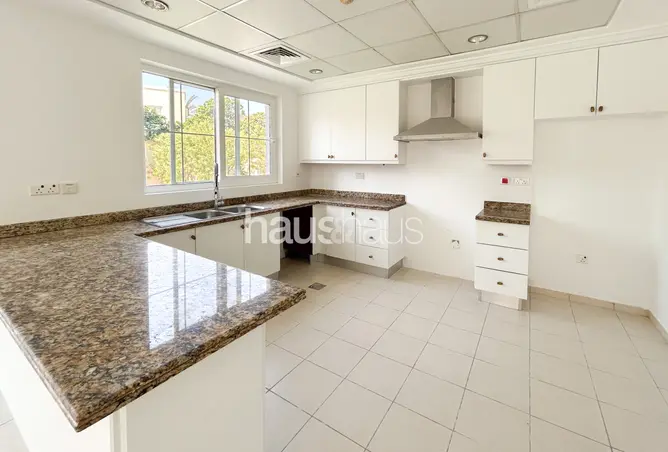 151906310 - Property Image 3