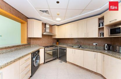Apartment - 1 Bedroom - 2 Bathrooms for rent in Al Das - Shoreline Apartments - Palm Jumeirah - Dubai