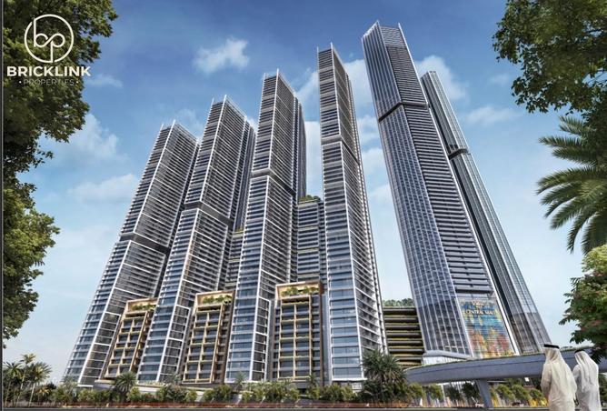 1 BR Apartment with Balcony in Dubai