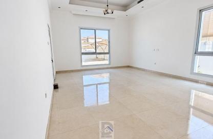 Villa - 4 - 5 for rent in Nad Al Sheba 4 - Nad Al Sheba - Dubai Villa - 4 - 5 for rent in Nad Al Sheba 4 - Nad Al Sheba - Dubai