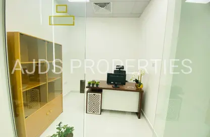 Office Space - 1 Bedroom - 1 Bathroom for rent in Red Avenue - Al Garhoud - Dubai