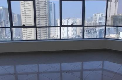 Apartment - 3 Bedrooms - 4 Bathrooms for rent in Al Khan 9 building - Al Khan - Sharjah