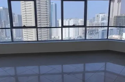 Apartment - 3 Bedrooms - 4 Bathrooms for rent in Al Khan 9 building - Al Khan - Sharjah