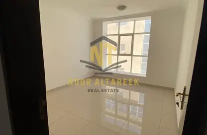 Apartment - 2 Bedrooms - 2 Bathrooms for rent in Jamal Abdul Nasser Street - Al Majaz - Sharjah