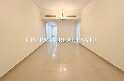 Apartment - 1 Bedroom - 2 Bathrooms for rent in Muwaileh 29 Building - Muwaileh - Sharjah