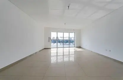 Apartment - 2 Bedrooms - 3 Bathrooms for rent in RAK Tower - Marina Square - Al Reem Island - Abu Dhabi
