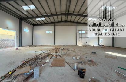 Warehouse - Studio - 2 Bathrooms for rent in Umm Al Thuoob - Umm Al Quwain