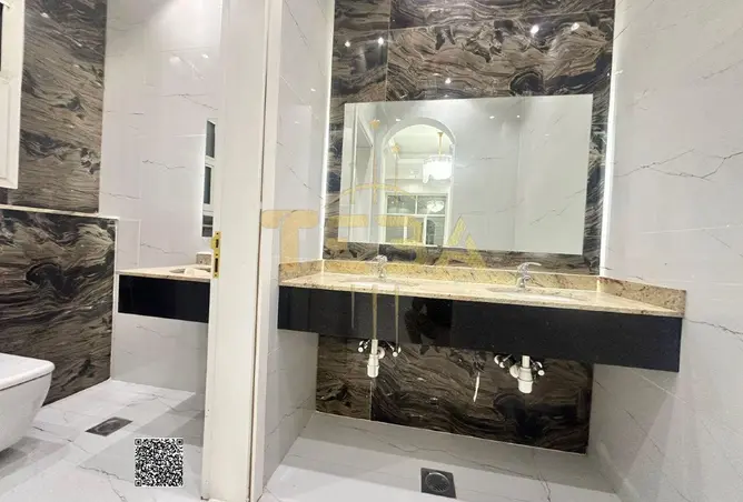93569958 - Property Image 3