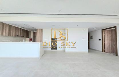 Apartment - 4 - 5 for rent in The Double - International City Phase 2 (Al Warsan 4) - Dubai Apartment - 4 - 5 for rent in The Double - International City Phase 2 (Al Warsan 4) - Dubai