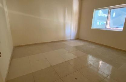 Apartment - 2 Bedrooms - 2 Bathrooms for rent in Qasimia 10 building - Al Mahatta - Al Qasimia - Sharjah