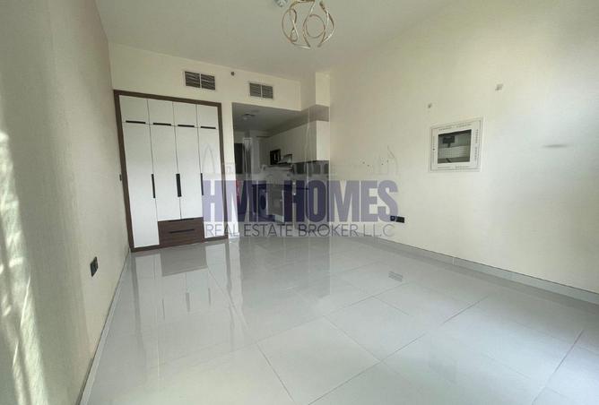 16019330 - Property Image 2