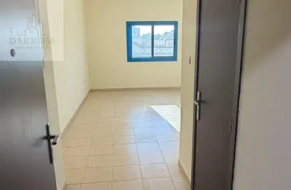 شقة - 2 غرف نوم - 2 حمامات للايجار في برج النعيمية 1 - أبراج النعيمية - النعيمية - عجمان