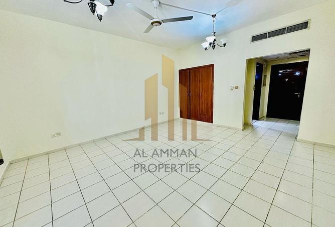 76131882 - Property Image 2