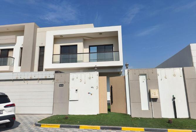 72306600 - Property Image 2