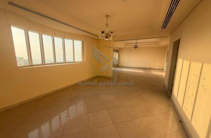 Apartment - 3 - 4 for rent in Al Majaz 3 - Al Majaz - Sharjah Apartment - 3 - 4 for rent in Al Majaz 3 - Al Majaz - Sharjah