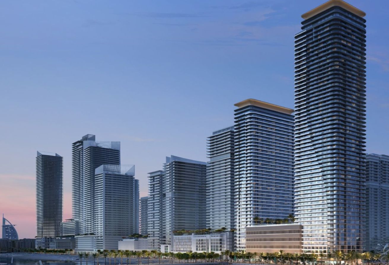 COVERED PARKING | PRIME LOCATION | PRIVATE BEACH - 5