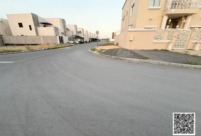 104120801 - Property Image 2