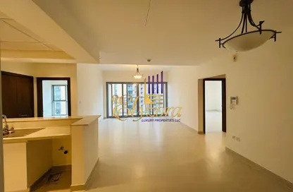 Apartment - 2 Bedrooms - 3 Bathrooms for rent in Sherina Plaza 1 - Corniche Deira - Deira - Dubai