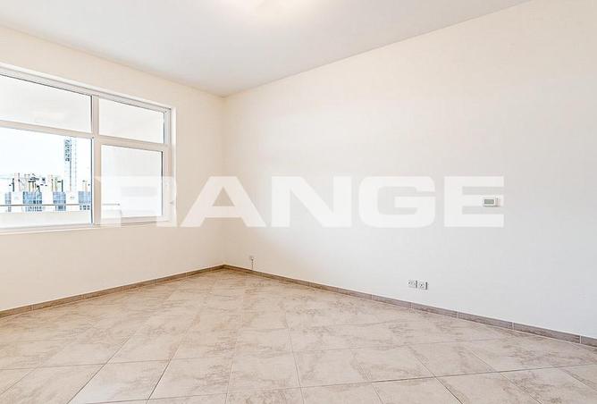 100823986 - Property Image 2