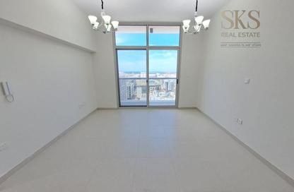 Apartment - 1 Bedroom - 2 Bathrooms for rent in Hamdan Juma Building - Al Barsha 1 - Al Barsha - Dubai