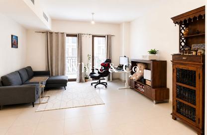 Apartment - 1 Bedroom - 1 Bathroom for sale in Zahra Breeze Apartments 4A - Zahra Breeze Apartments 4 - Zahra Breeze Apartments - Town Square - Dubai