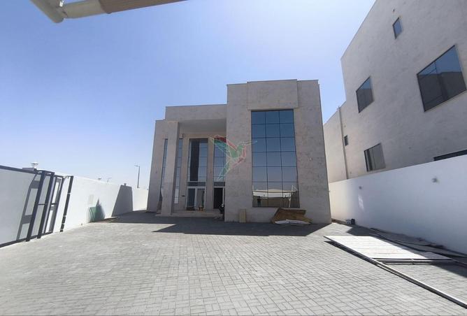 104032635 - الصورة الرئيسية للعقار
