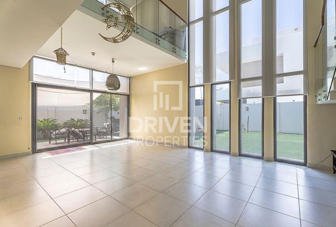 104262742 - Property Image 2