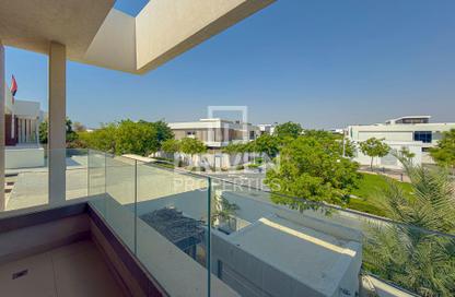 Villa - 4 Bedrooms - 5 Bathrooms for sale in West Yas - Yas Island - Abu Dhabi