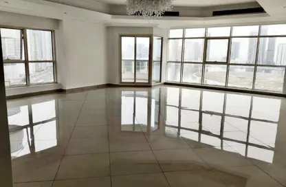 شقة - 3 غرف نوم - 4 حمامات للايجار في برج الأنوار - الخان لاجون - الخان - الشارقة