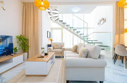 Apartment - 2 Bedrooms - 2 Bathrooms for rent in Oasis 2 - Oasis Residences - Masdar City - Abu Dhabi