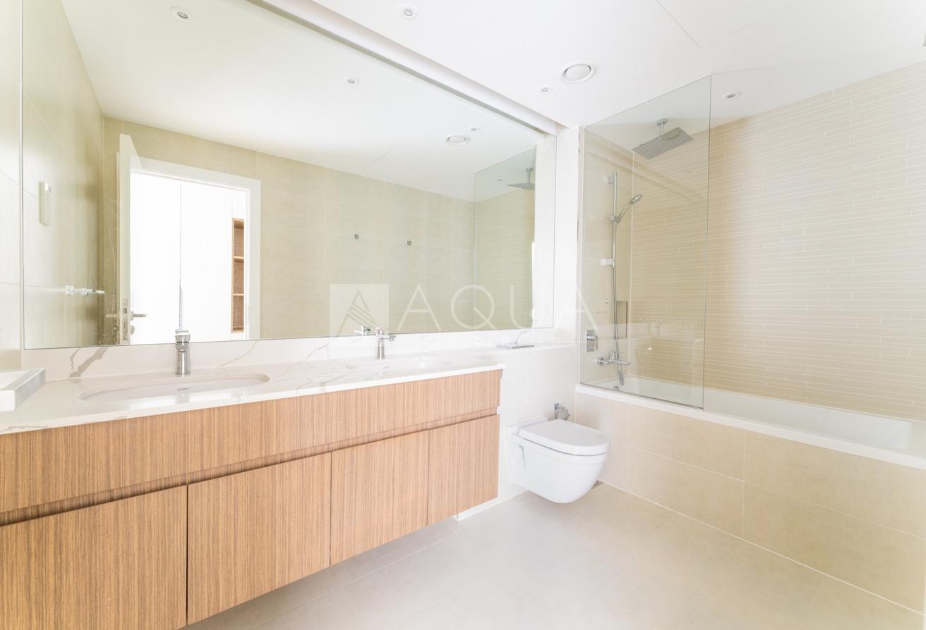 Stunning Sunsets | Chiller Free | Maids Room photo 14