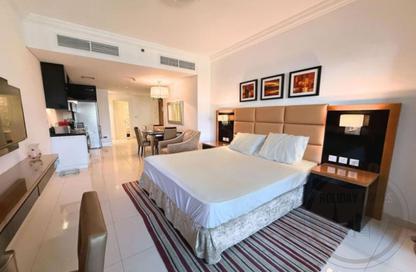 Apartment - Studio - 1 Bathroom for rent in Capital Bay - Business Bay - Dubai