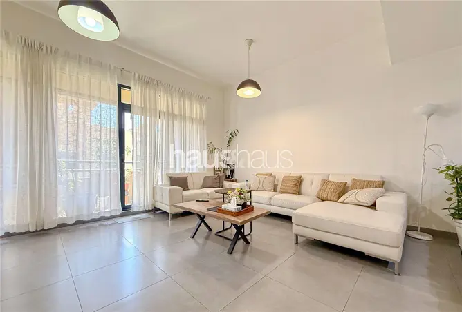 103242313 - Property Image 3