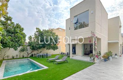 Villa - 4 - 5 for rent in Meadows 9 - Meadows - Dubai