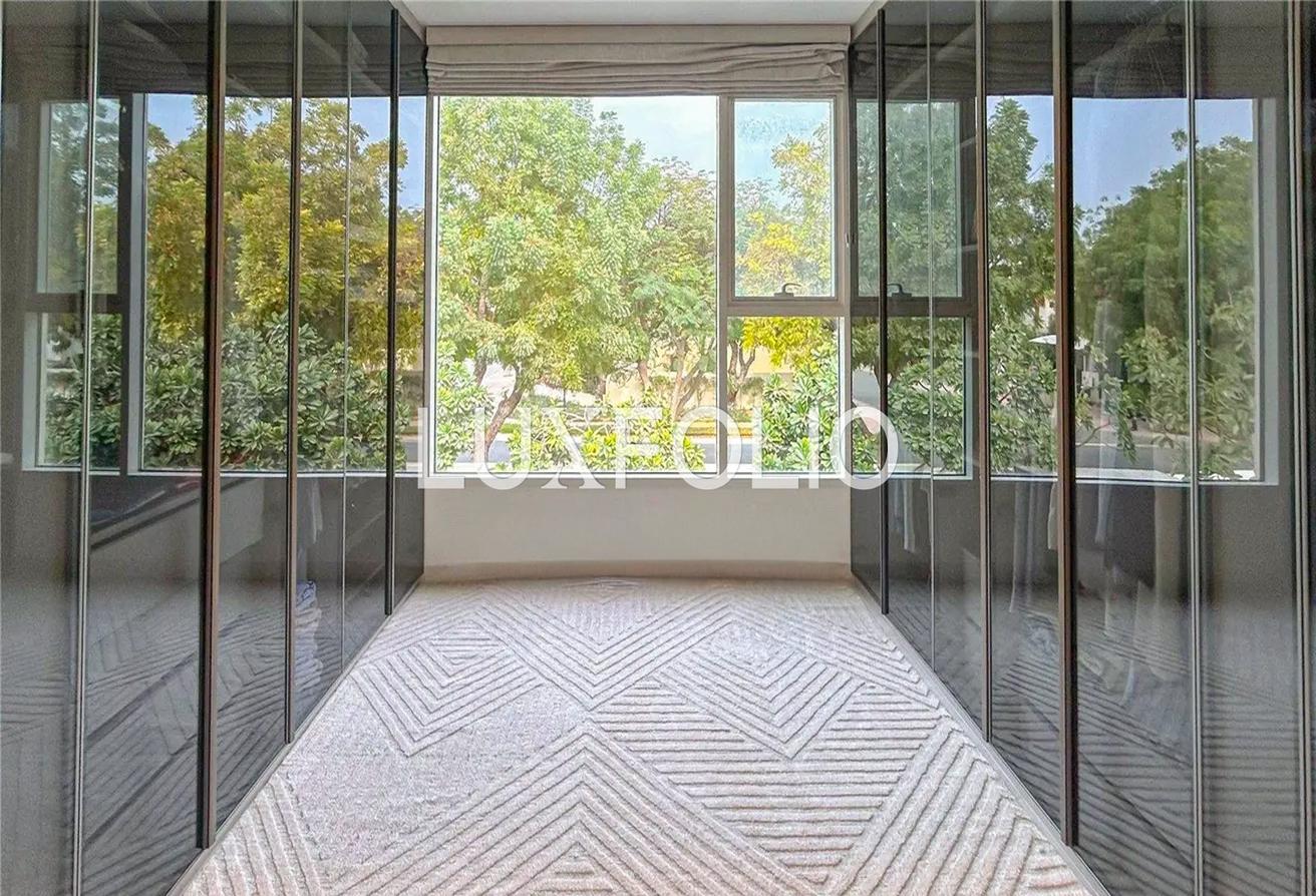Luxury Living | Remodelled Type 5| Fully Furnished photo 11