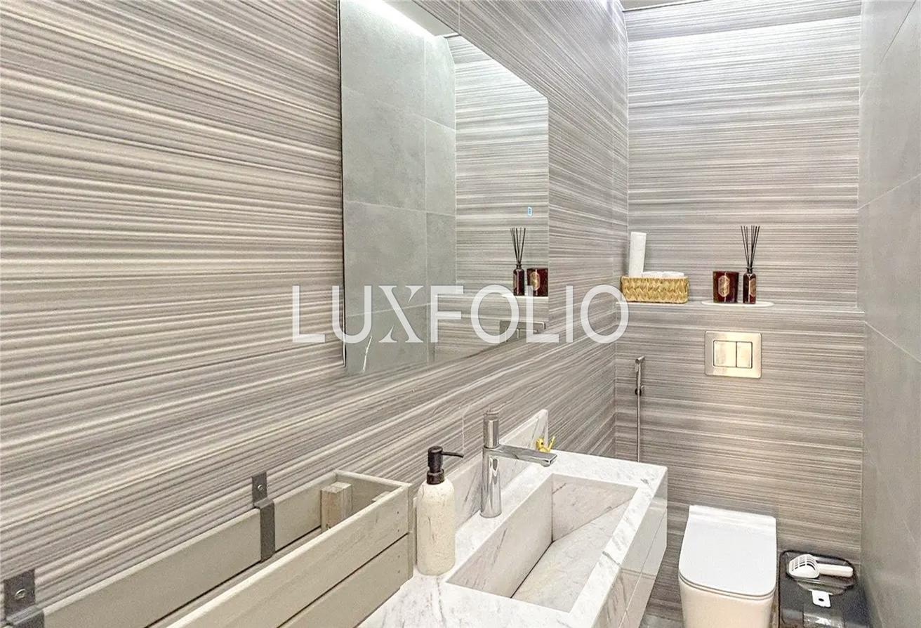 Luxury Living | Remodelled Type 5| Fully Furnished photo 18