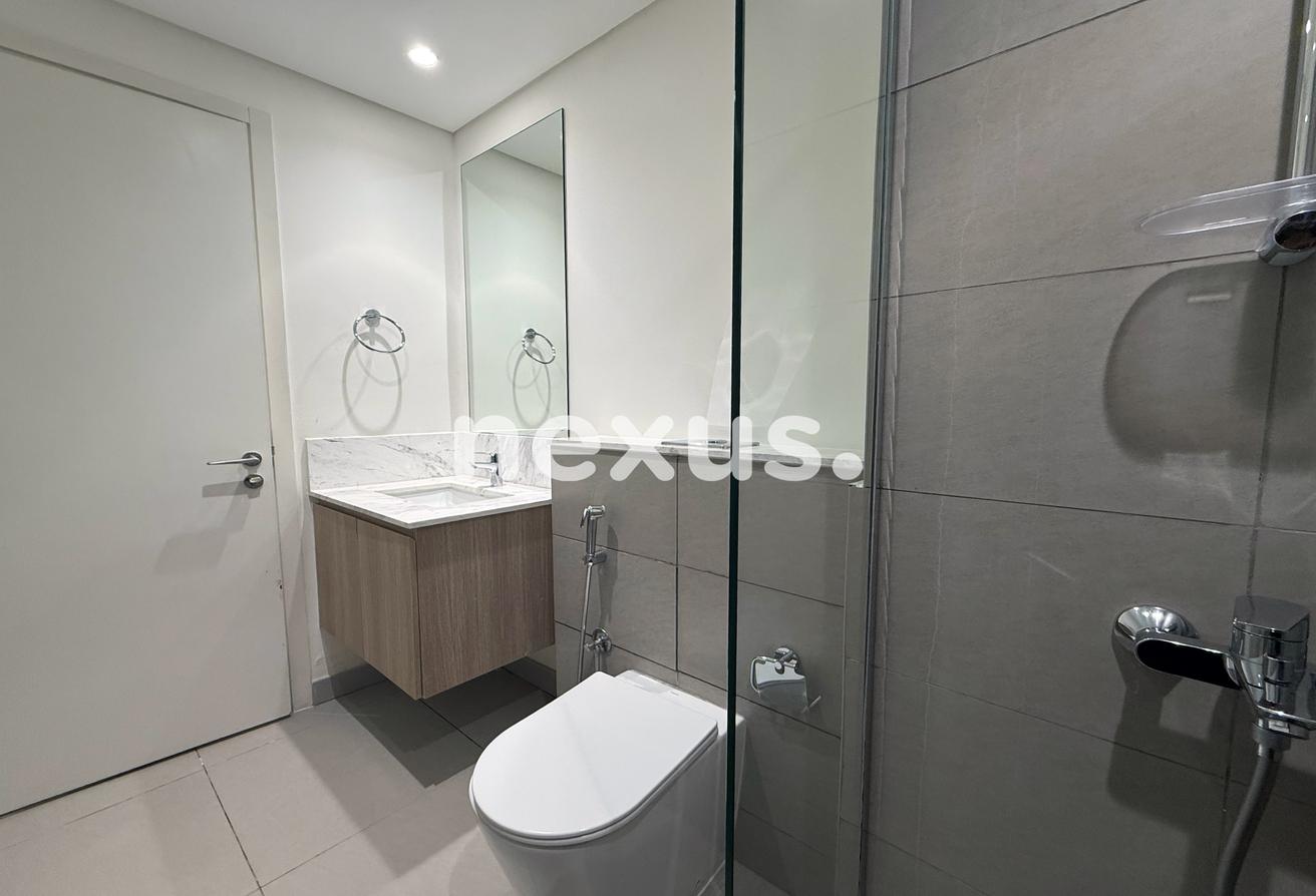 Upgraded | Corner |Furnished | Smart Home | Vacant photo 22