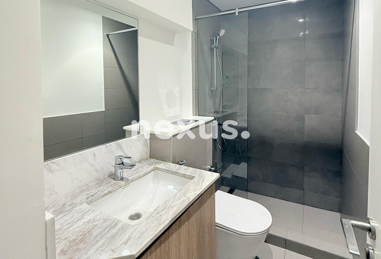 Upgraded | Corner |Furnished | Smart Home | Vacant photo 19